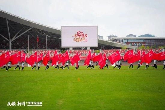 我一直由我的母亲抚养长大，我的成长过程中从来没有父亲，我会把我所取得的一切都献给我的母亲。